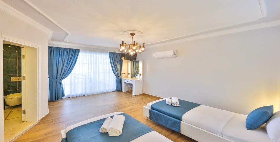 Villa Mulberry Barley