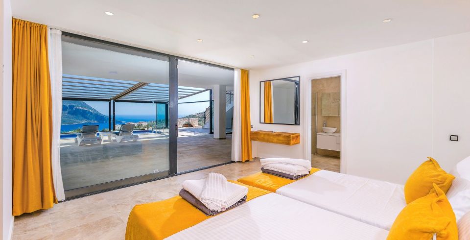 Villa Aquamarine