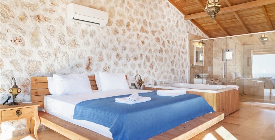 Villa Bills