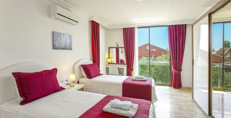 Villa Greenscape