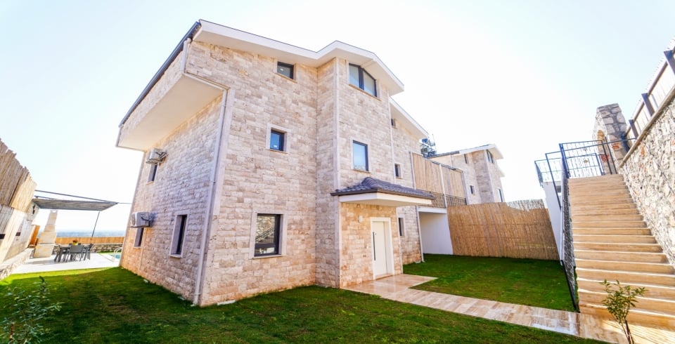 Villa Legendary 1