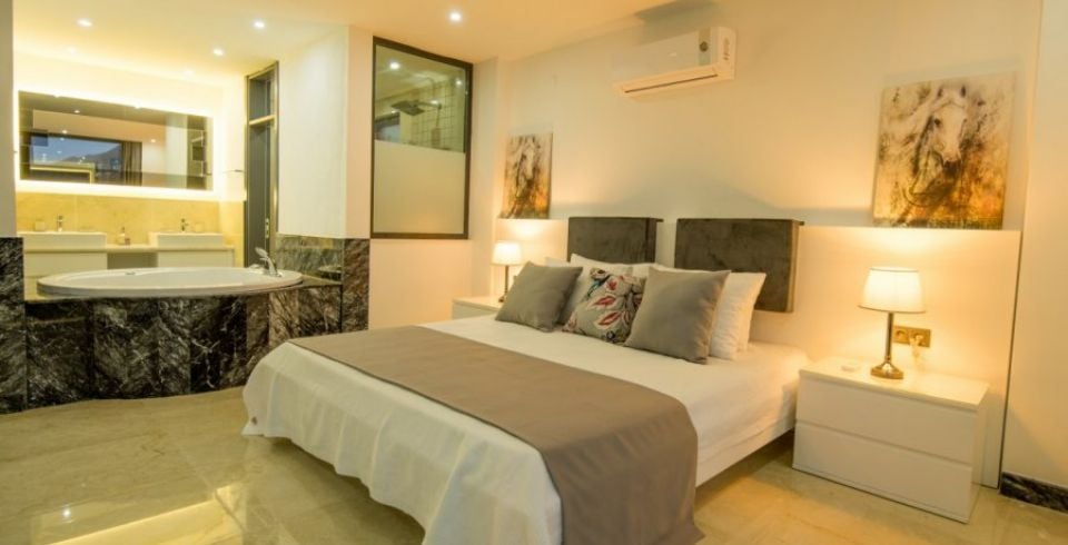 Villa Unlimited 2