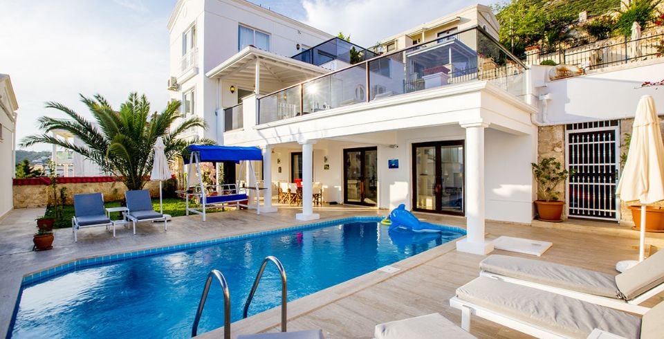 Villa Magic