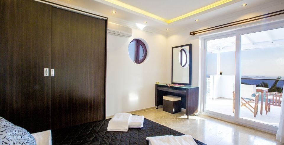 Villa Magic