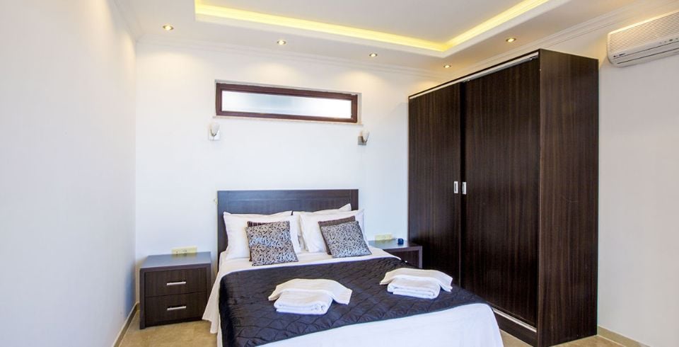 Villa Magic
