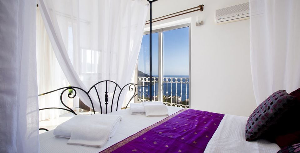 Villa Magic