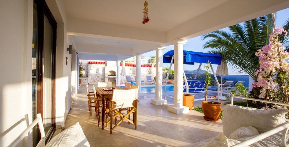 Villa Magic