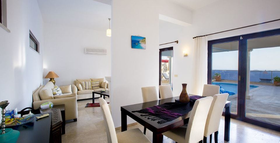 Villa Magic
