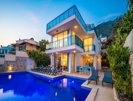 Villa Trios