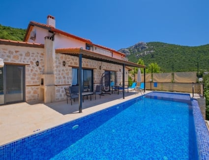Villa Ev May