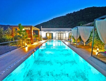 Villa Mamon Luxury Life