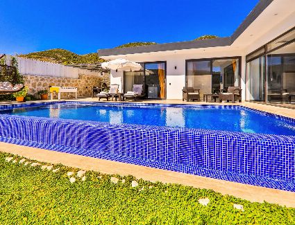 Villa Therapy