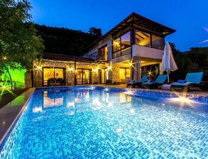 Villa Ab-i Hayat