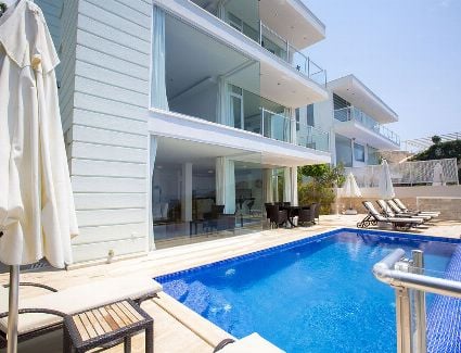 Villa Bay View