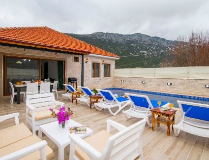 Villa Cevizdibi
